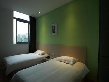 Motel 168 Shanghai Pudong Huinan Metro Station Tesco エクステリア 写真