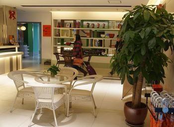 Motel 168 Shanghai Pudong Huinan Metro Station Tesco エクステリア 写真