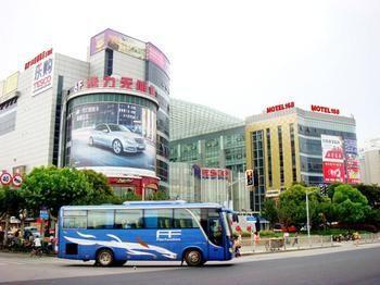 Motel 168 Shanghai Pudong Huinan Metro Station Tesco エクステリア 写真
